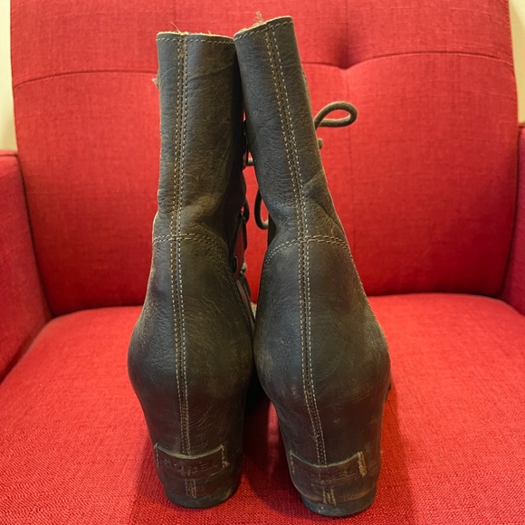 Sorel Joan of Arctic Wedge II Lexie Brown Leather Lace-Up Boots Women’s Size 9.5 - Picture 2 of 4